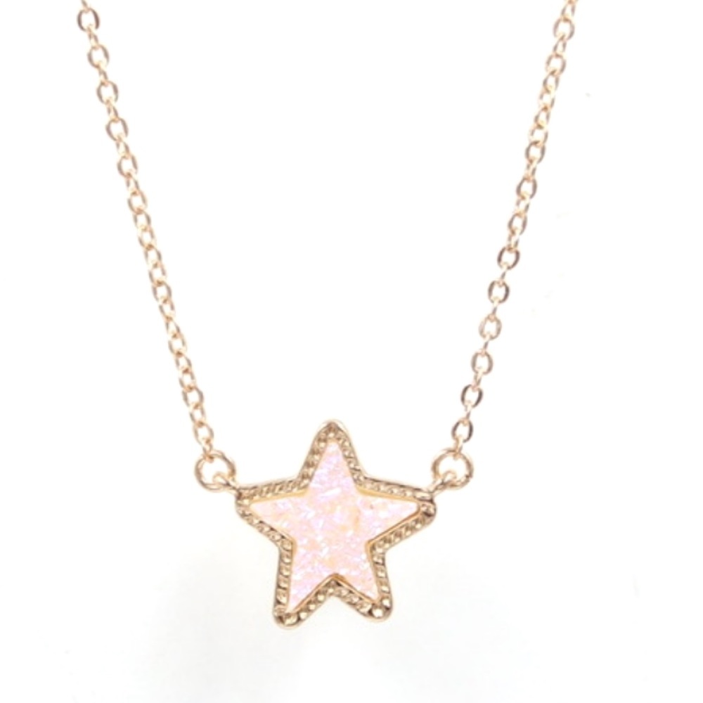 The Styled collection gold star necklace KRISTA + KOLLY HORTON: KOLLYNS PENDANT